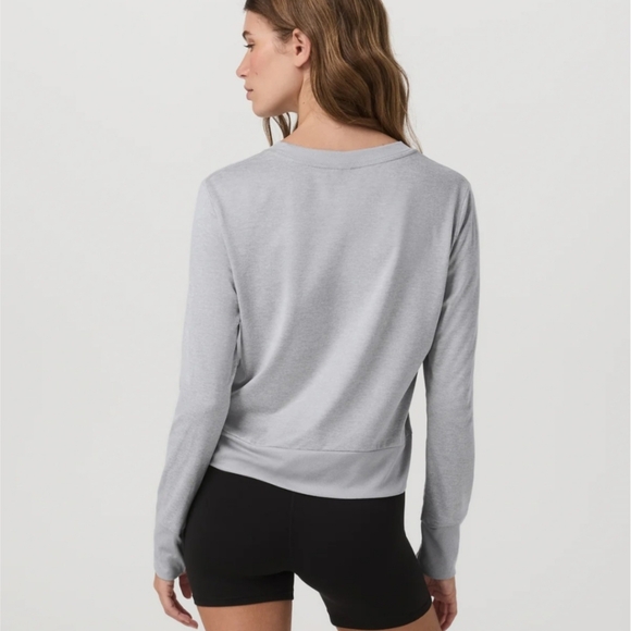 Vuori Women's Daydream Crew - Picture 4 of 8